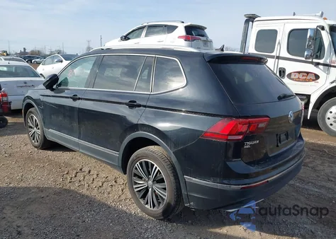 2018 Volkswagen Tiguan 2.0T Se/2.0T Sel z USA, uszkodzony, nr VIN 3VV2B7AX3JM145914
